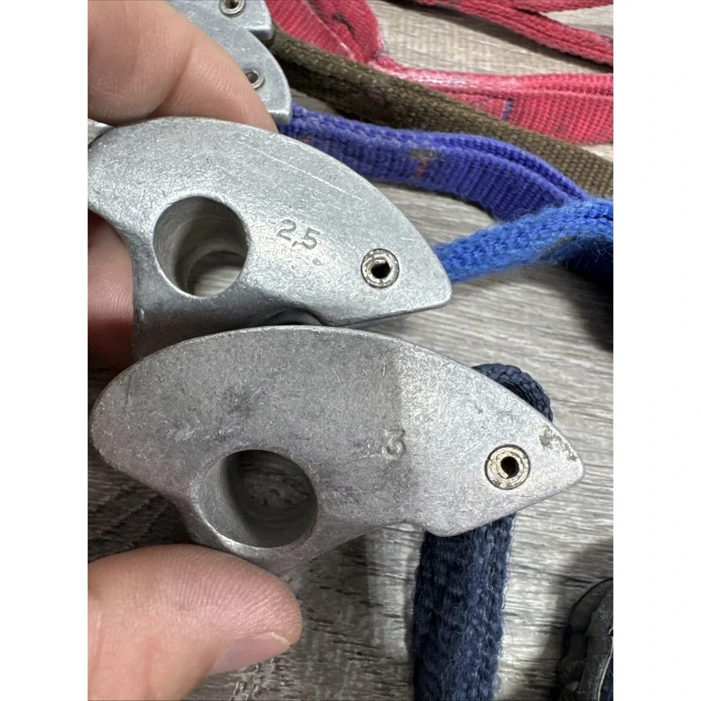 10 CAMP TRI CAM LOT